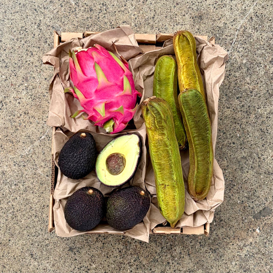 Jay's Organic Subtropical Fruit Box