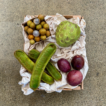 Jay's Organic Subtropical Fruit Box