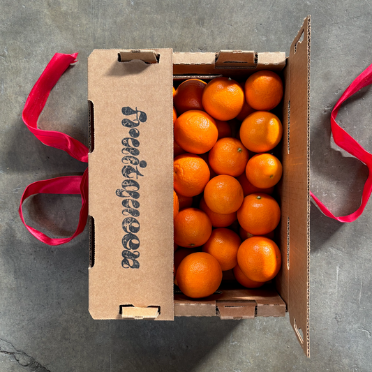 Organic Page Mandarin Gift Box