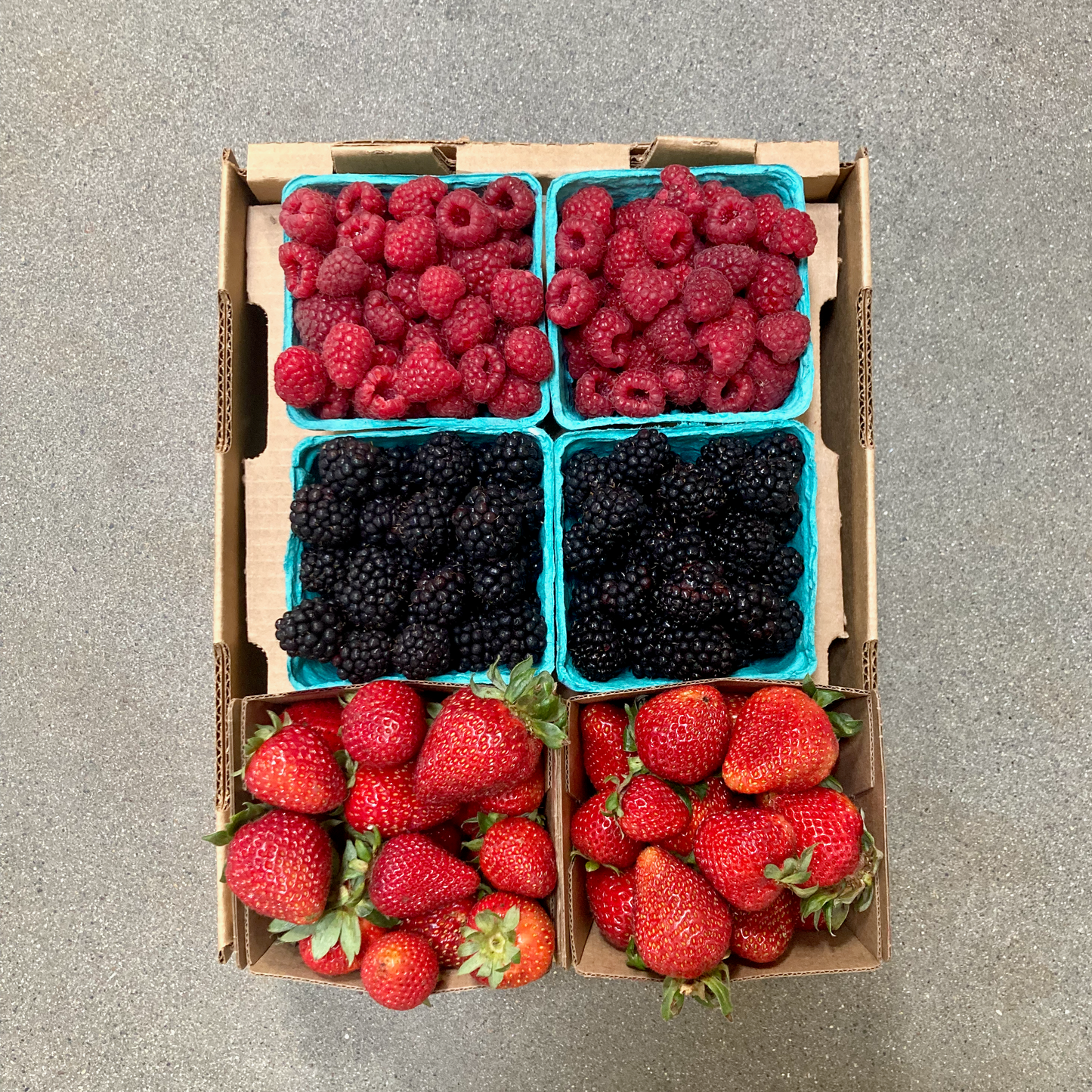 Half Flat of Organic Mixed Berries