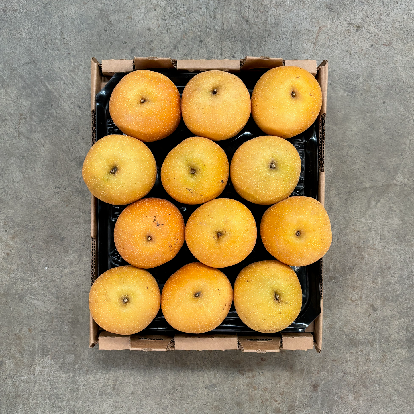 Box of Organic Shinko Asian Pears